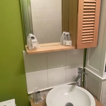 Les Faubourgs De La Cite Apartmán *